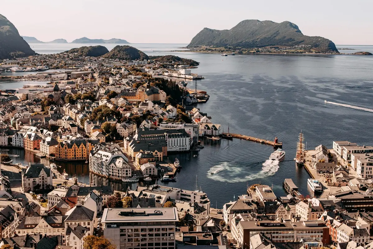 Ålesund: the Art Nouveau town centre from above